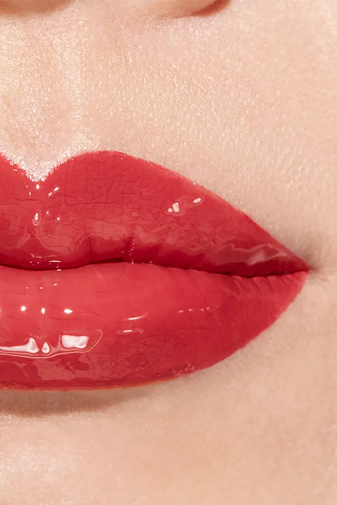Gloss Dual CHANEL 122- Le Rouge Duo Ultra Tenue Gloss